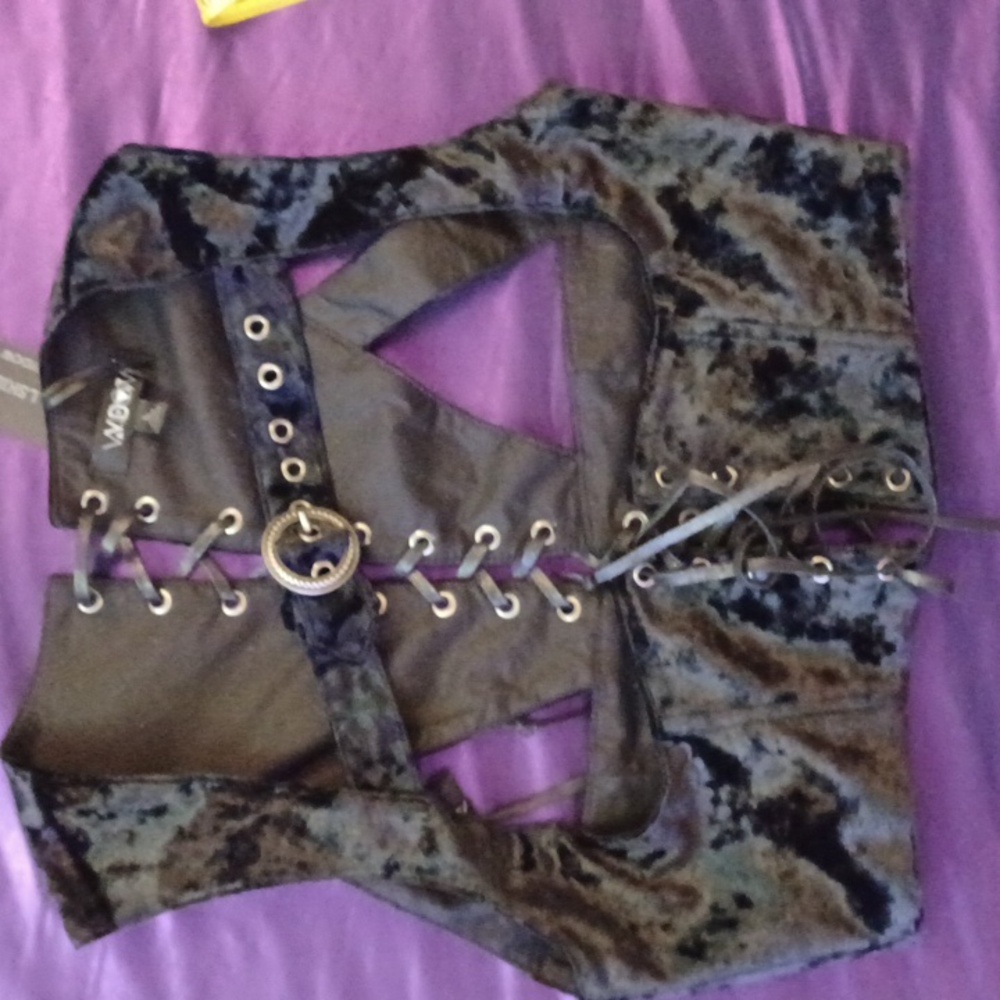 Widow black velvet corcet buckel on chest and lace in front and back LARGE - Picture 8 of 12